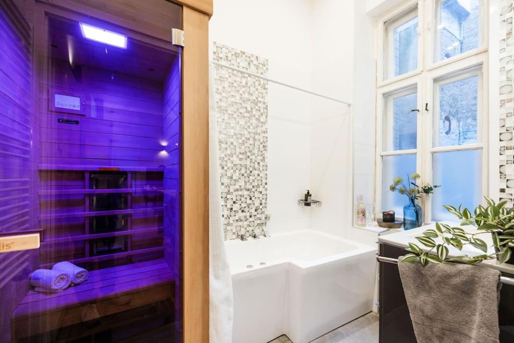 Wellness Duplex Penthouse Sauna & Jacuzzi-heart Of Appartamento *