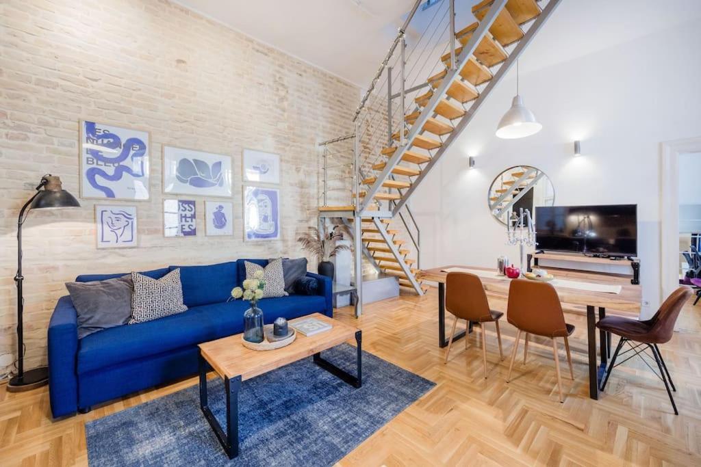 Wellness Duplex Penthouse Sauna & Jacuzzi-heart Of Appartamento Budapest